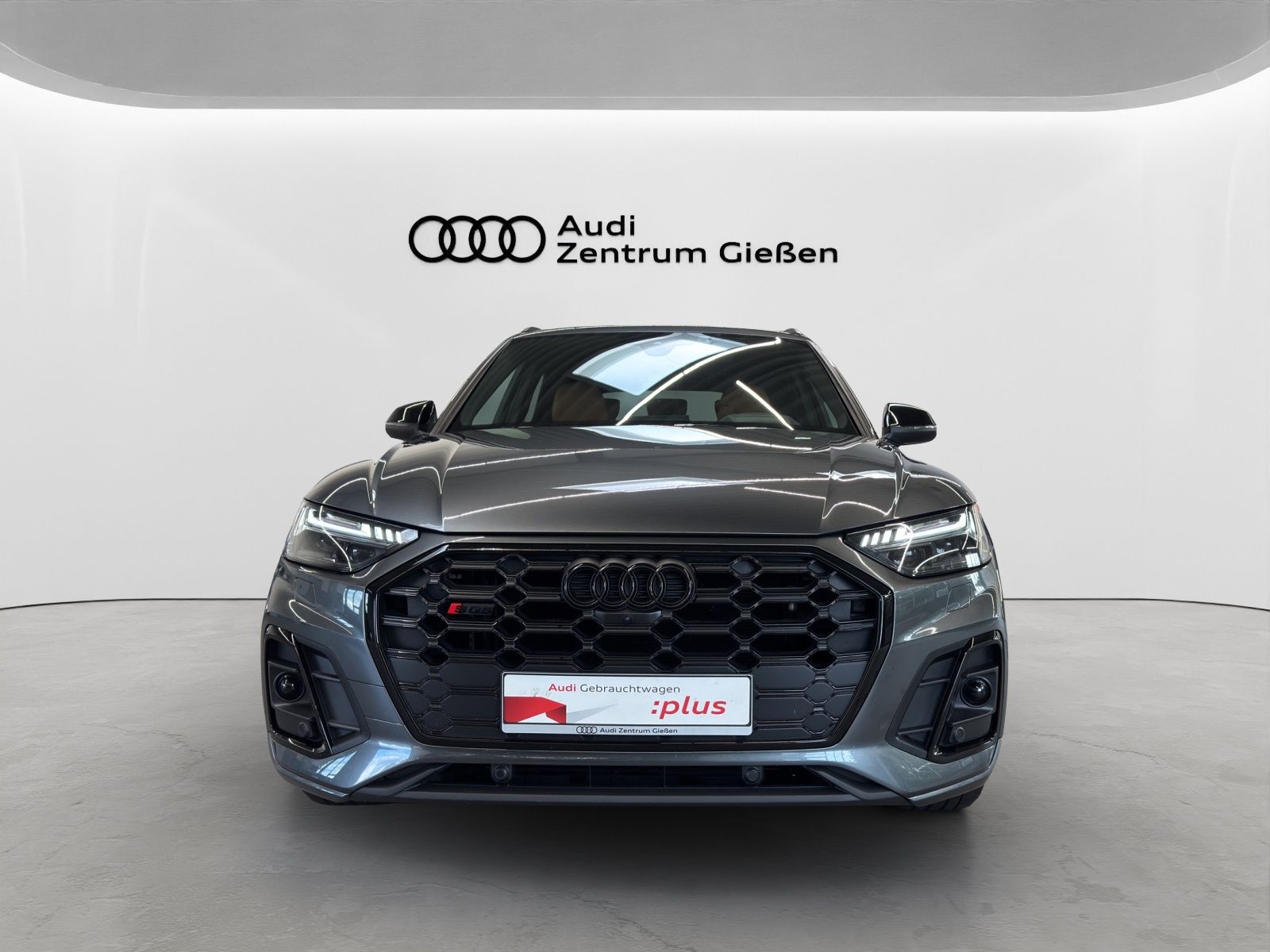 Audi SQ5 2024 г. Серый, пробег 53700 км