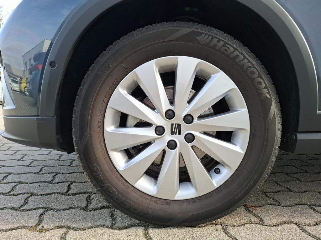 SEAT Arona 2021 г. Серый, пробег 34000 км