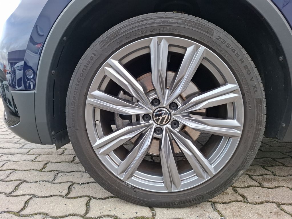 Volkswagen TIGUAN ALLSPACE 2022 г. Синий, пробег 51500 км