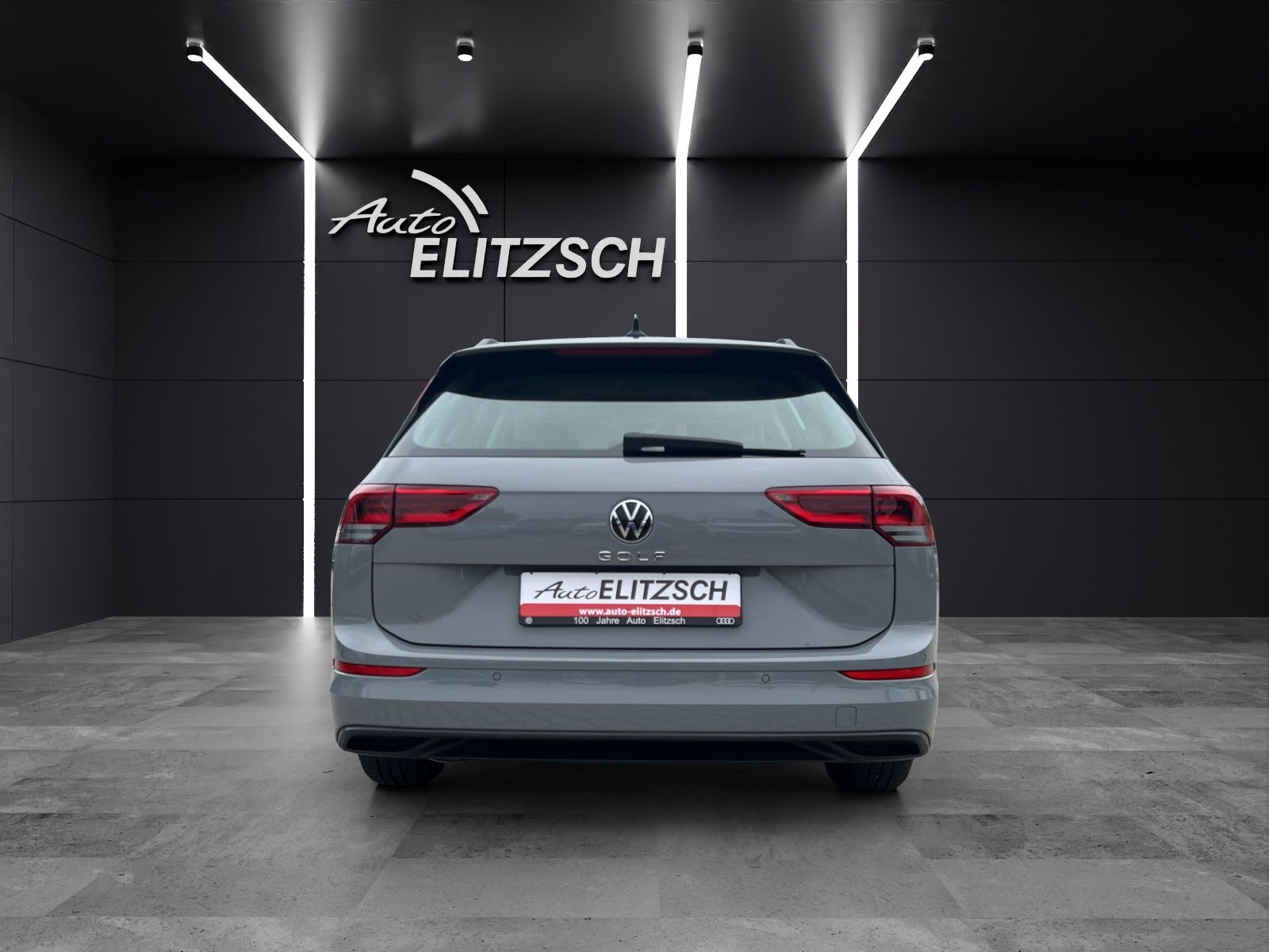 Volkswagen Golf 2023 г. Серый, пробег 51500 км