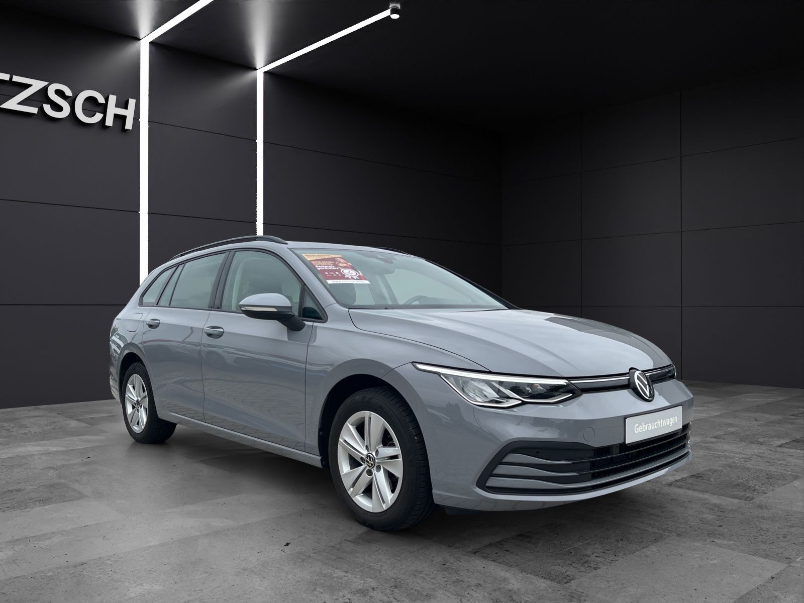 Volkswagen Golf 2023 г. Серый, пробег 51500 км