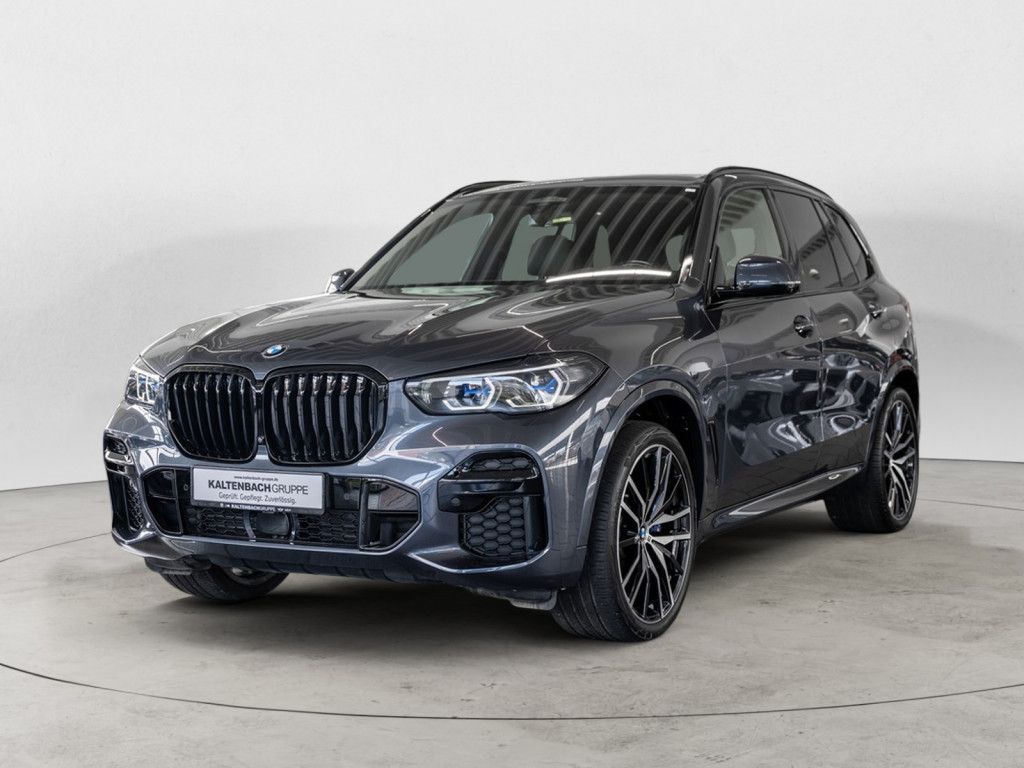 BMW X5 2023 г. Серый, пробег 30604 км