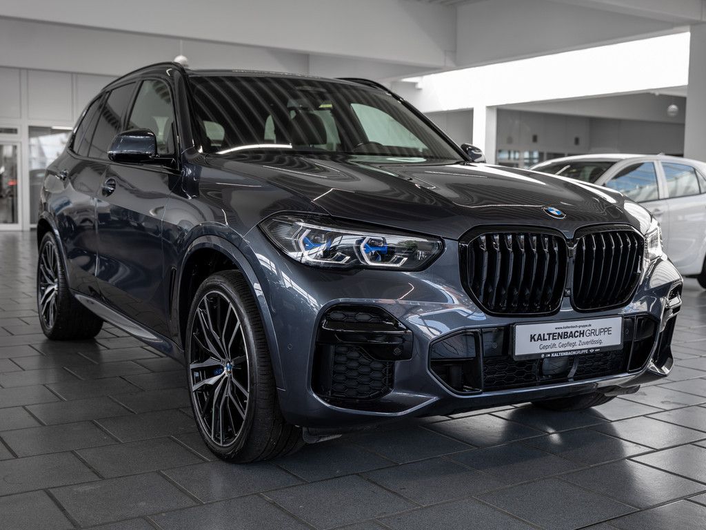 BMW X5 2023 г. Серый, пробег 30604 км