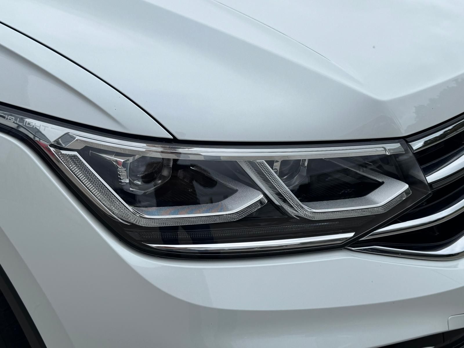 Volkswagen TIGUAN ALLSPACE 2022 г. Белый, пробег 36100 км