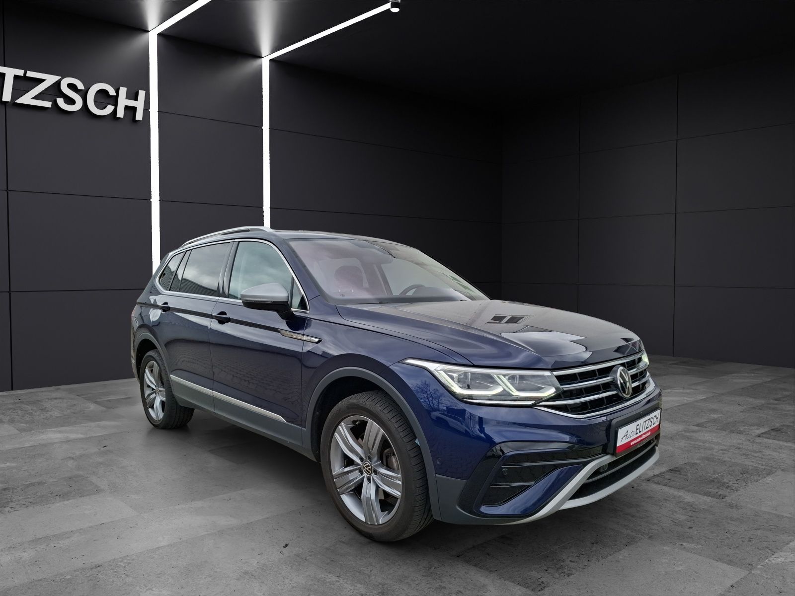 Volkswagen TIGUAN ALLSPACE 2022 г. Синий, пробег 53500 км