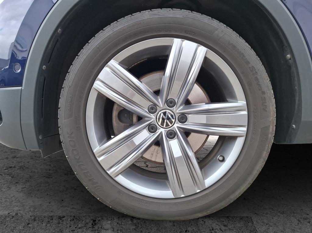 Volkswagen TIGUAN ALLSPACE 2022 г. Синий, пробег 53500 км