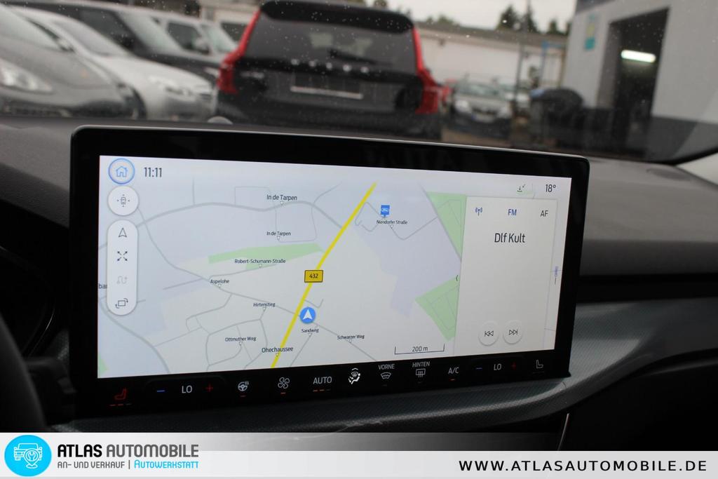 Ford Focus 2023 г. Белый, пробег 52961 км