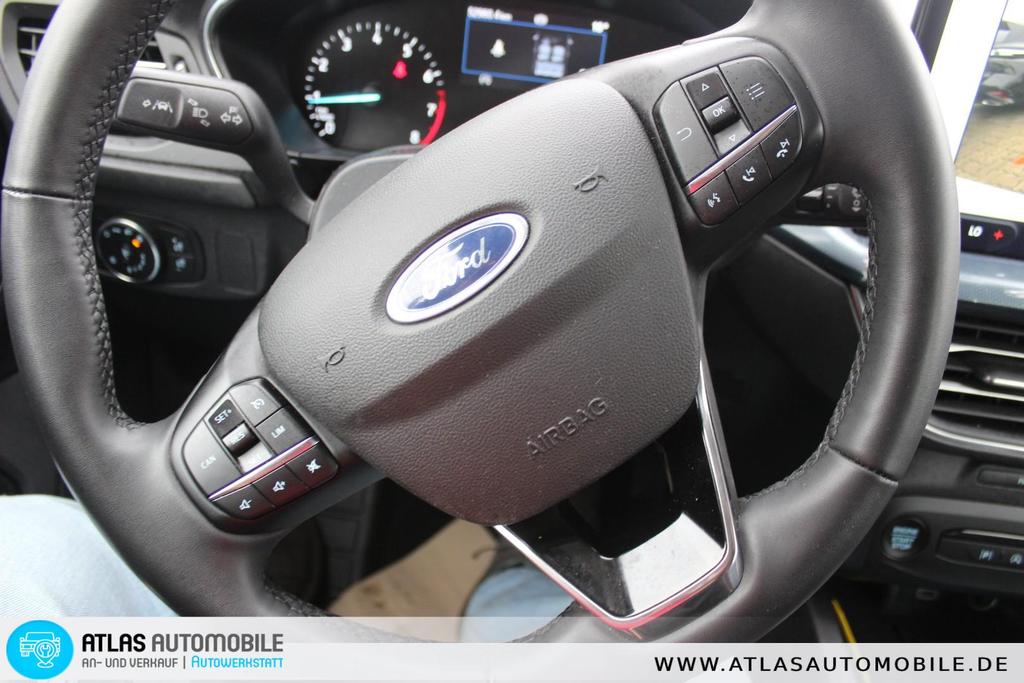 Ford Focus 2023 г. Белый, пробег 52961 км