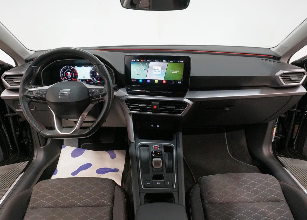 SEAT Leon 2022 г. Чёрный, пробег 54689 км