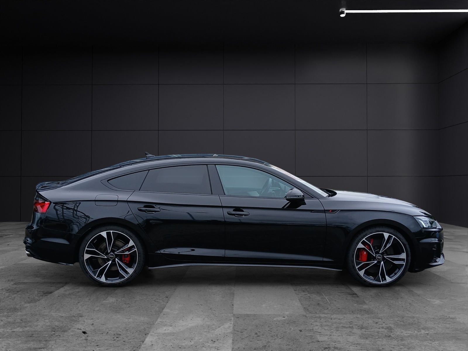 Audi S5 2024 г. Чёрный, пробег 18000 км