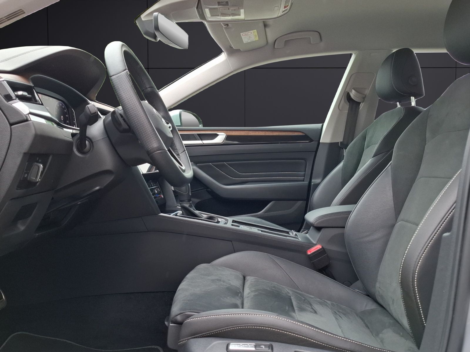 Volkswagen Arteon 2024 г. Серый, пробег 45500 км