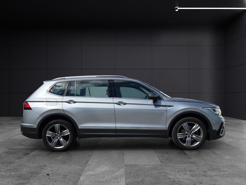 Volkswagen TIGUAN ALLSPACE 2022 г. Серебристый, пробег 51000 км