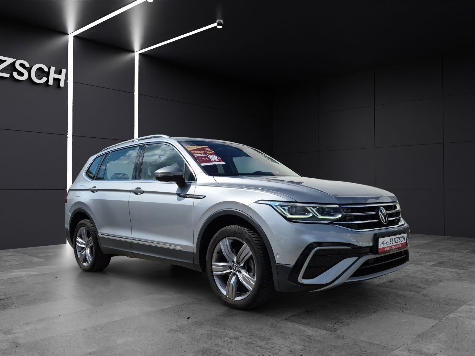 Volkswagen TIGUAN ALLSPACE 2022 г. Серебристый, пробег 51000 км
