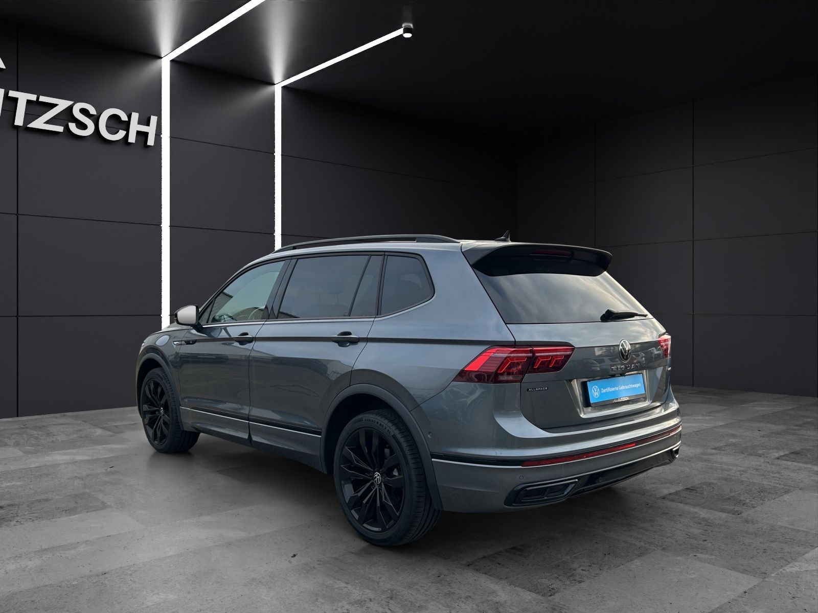 Volkswagen TIGUAN ALLSPACE 2024 г. Серый, пробег 19800 км