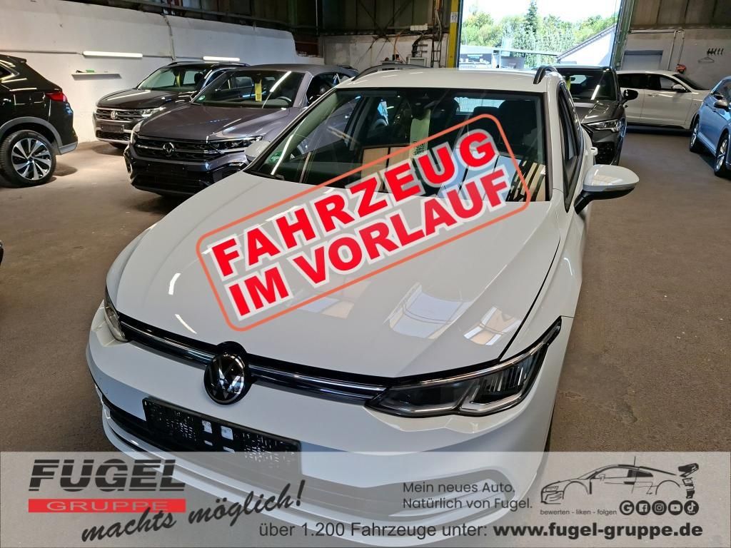 Volkswagen Golf 2023 г. Белый, пробег 11738 км