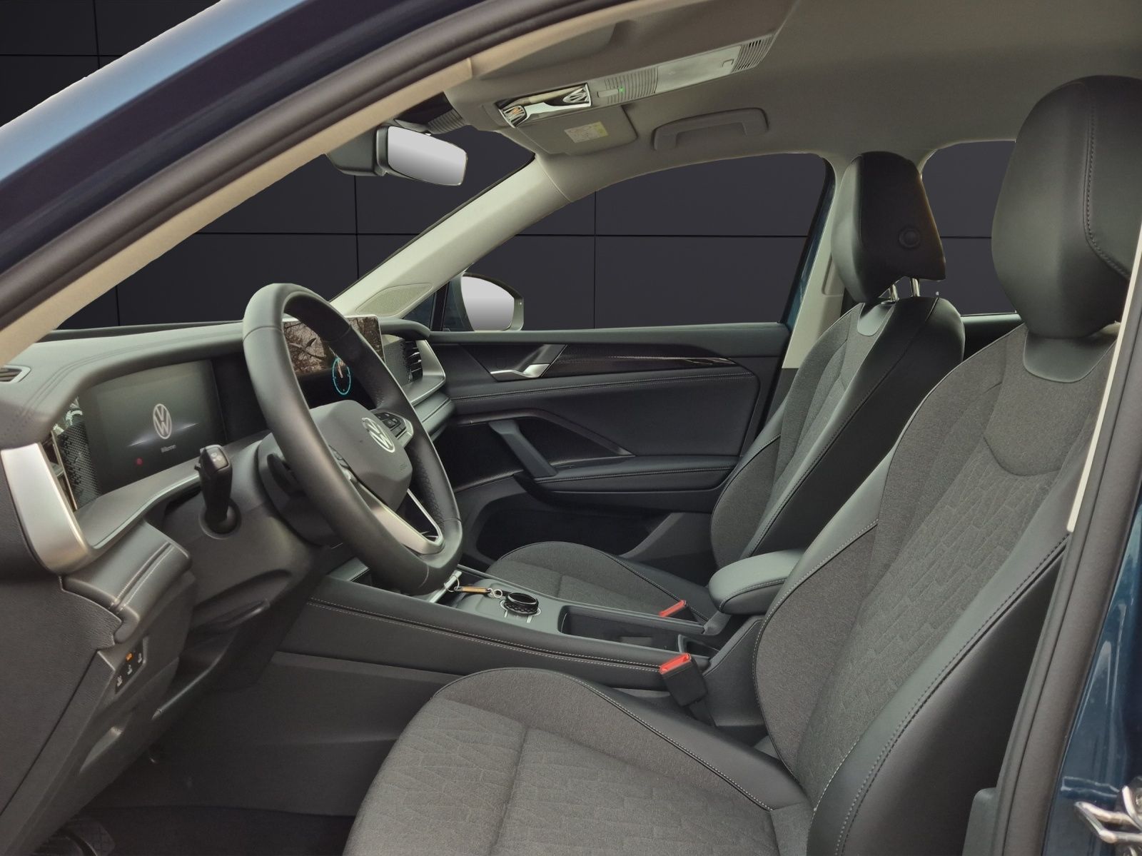 Volkswagen Tayron 2025 г. Синий, пробег 25500 км