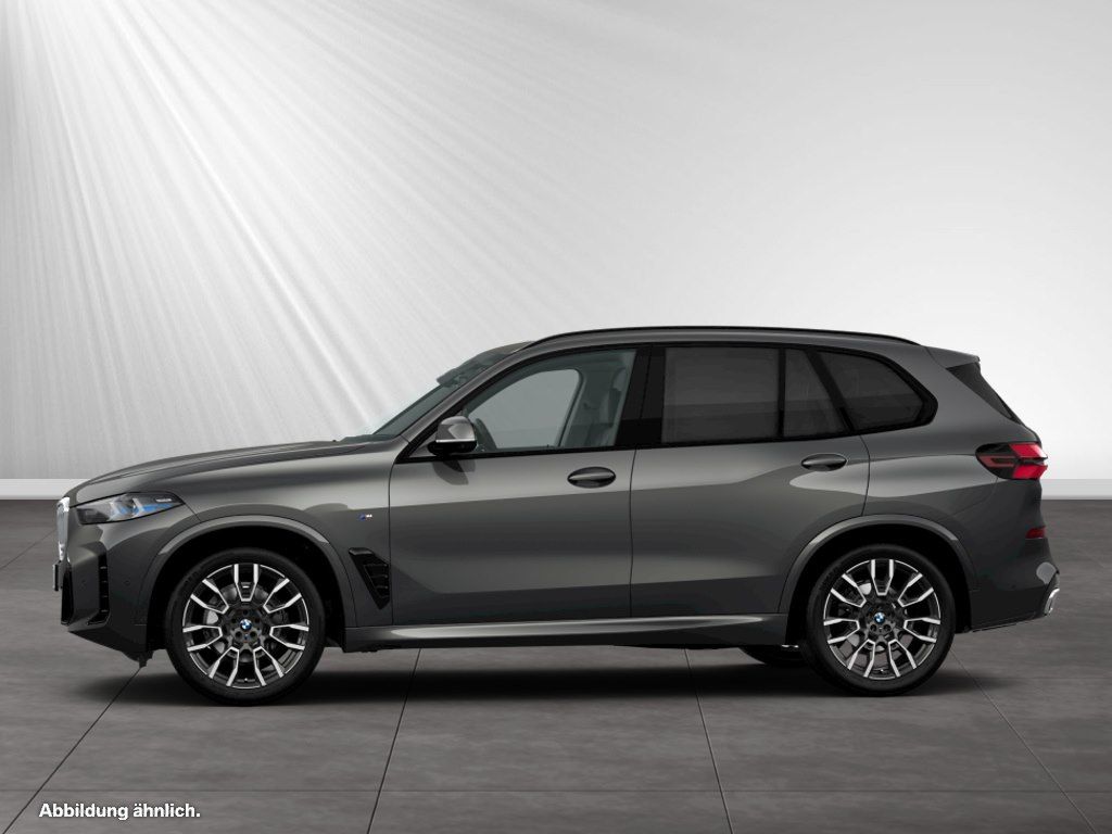 BMW X5 2025 г. Серый, пробег 21150 км