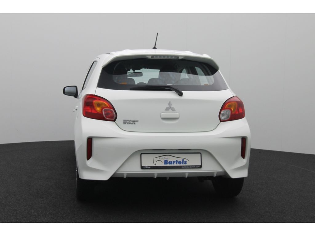 Mitsubishi Space Star 2023 г. Белый, пробег 18261 км