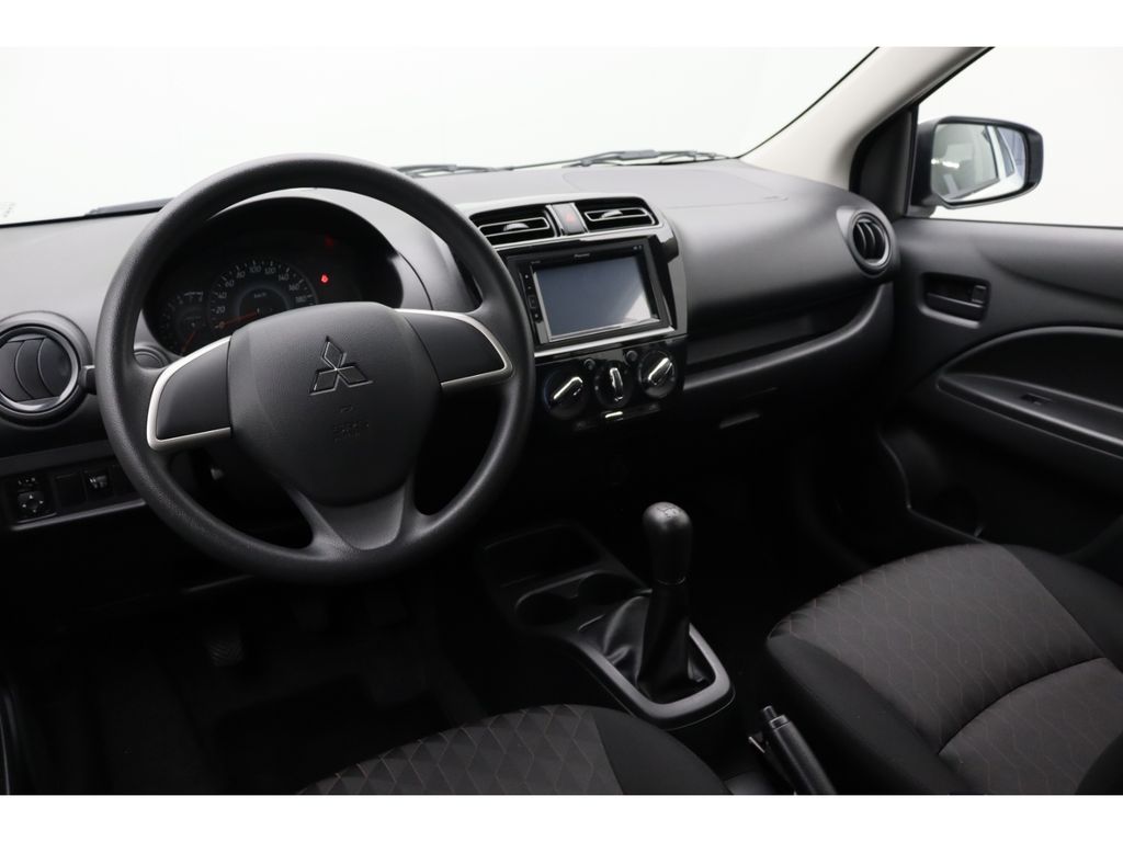 Mitsubishi Space Star 2023 г. Белый, пробег 18261 км