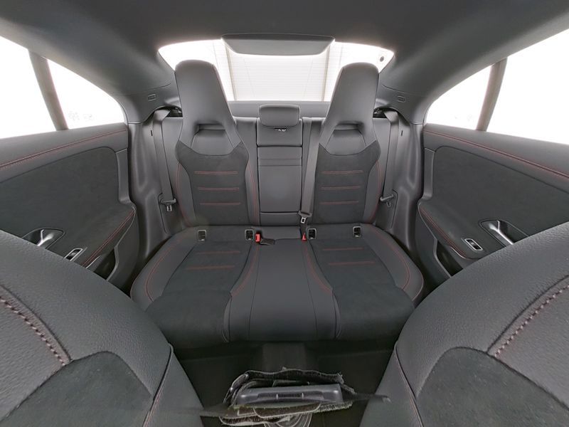 Mercedes-Benz CLA 250 2025 г. Серебристый, пробег 4249 км