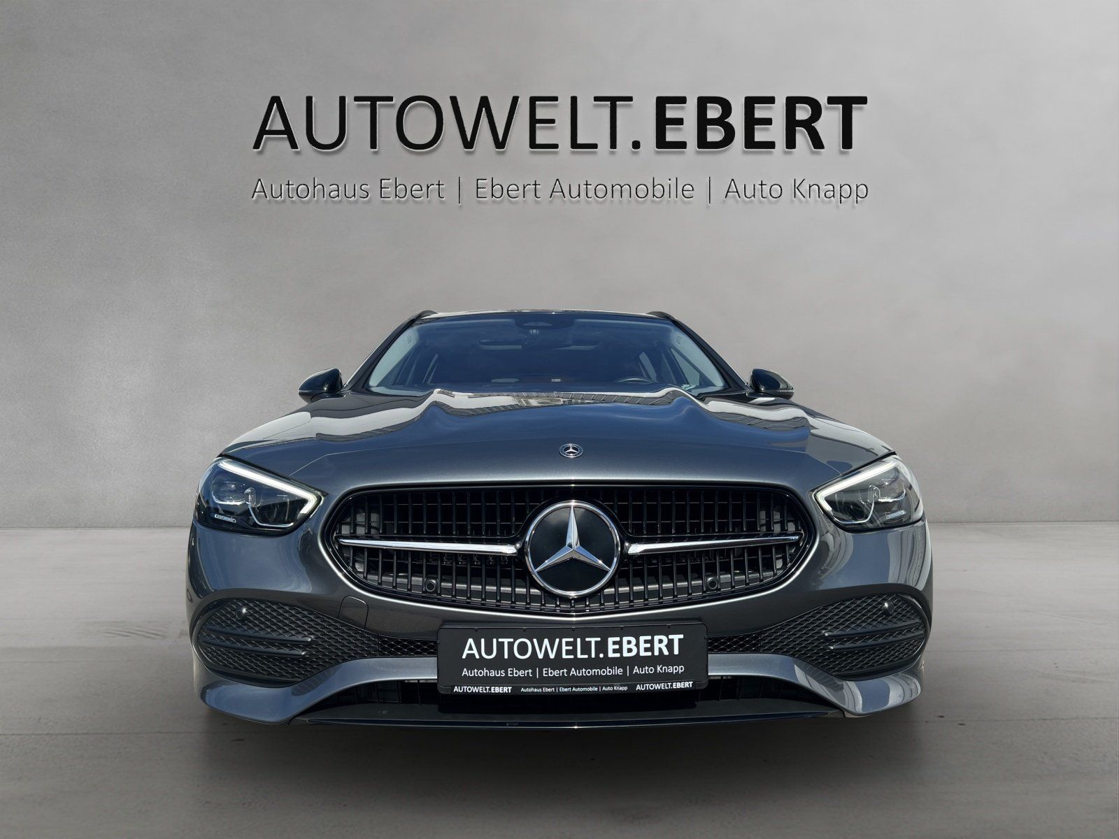 Mercedes-Benz C 180 2023 г. Серый, пробег 31890 км
