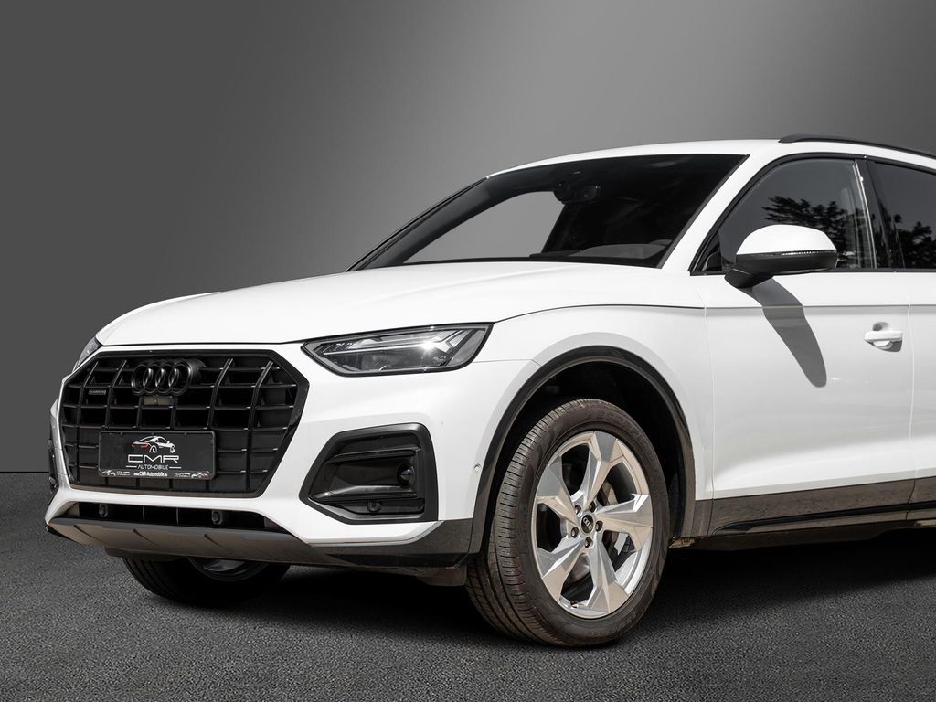 Audi Q5 2022 г. Белый, пробег 30000 км