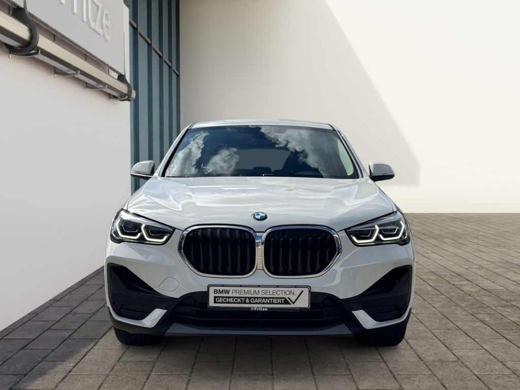 BMW X1 2022 г. Белый, пробег 37780 км
