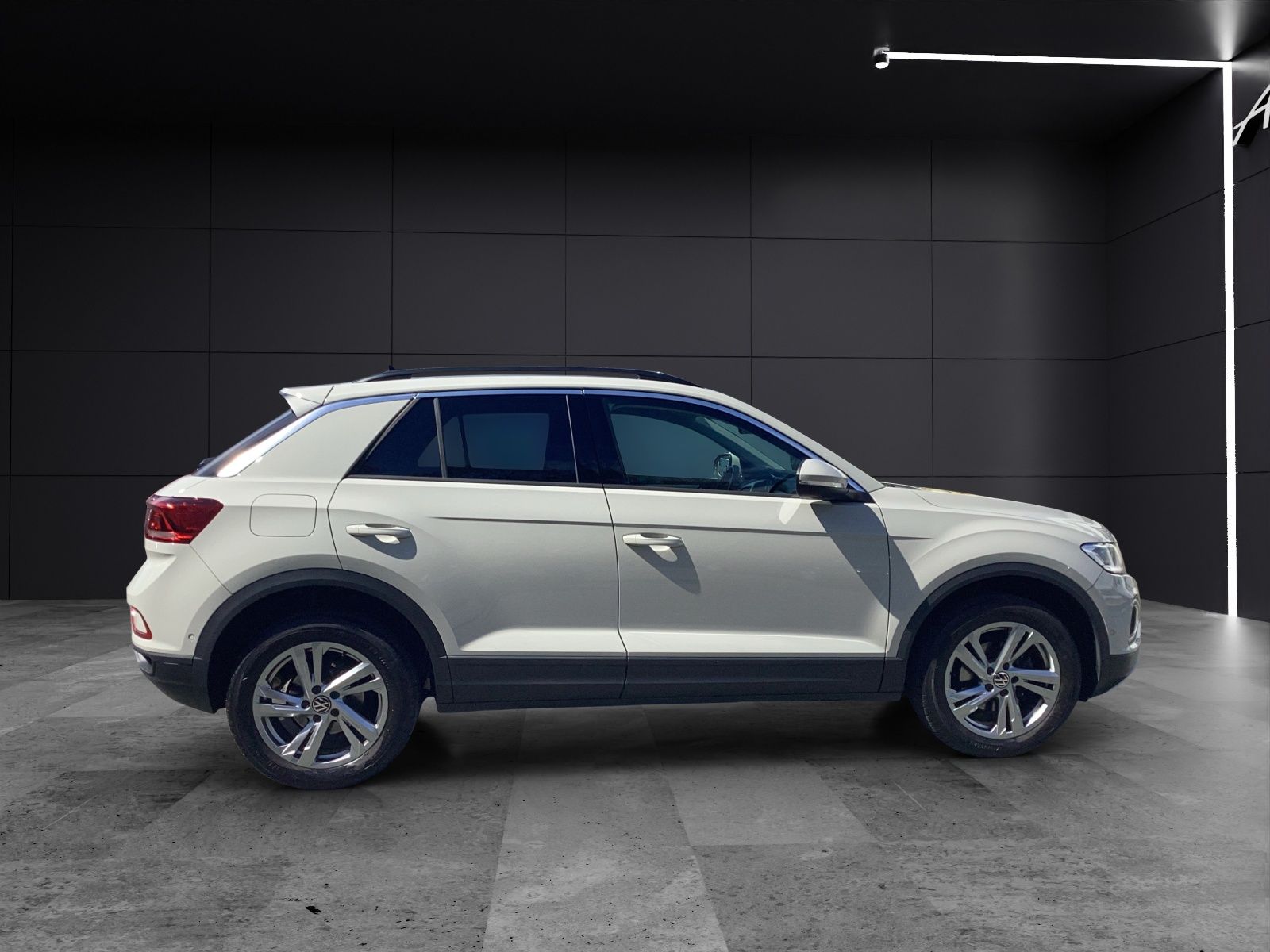 Volkswagen T-Roc 2022 г. Серый, пробег 55000 км