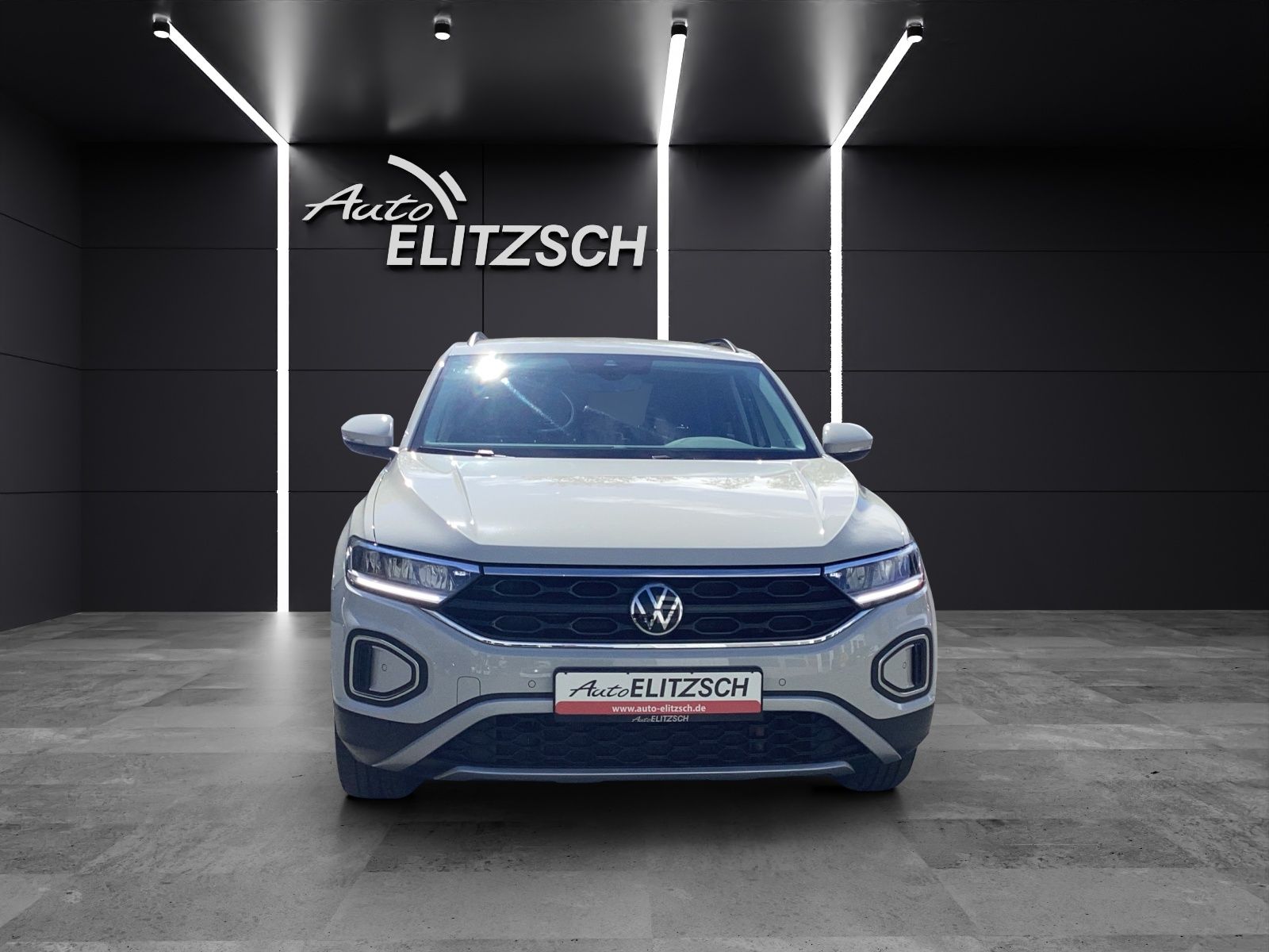 Volkswagen T-Roc 2022 г. Серый, пробег 55000 км