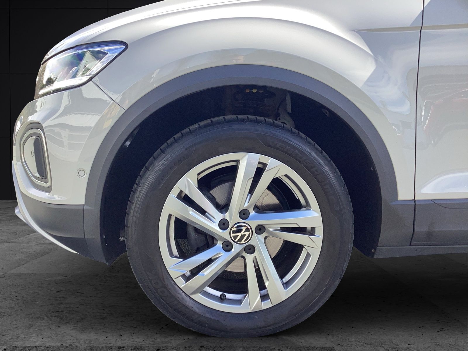 Volkswagen T-Roc 2022 г. Серый, пробег 55000 км
