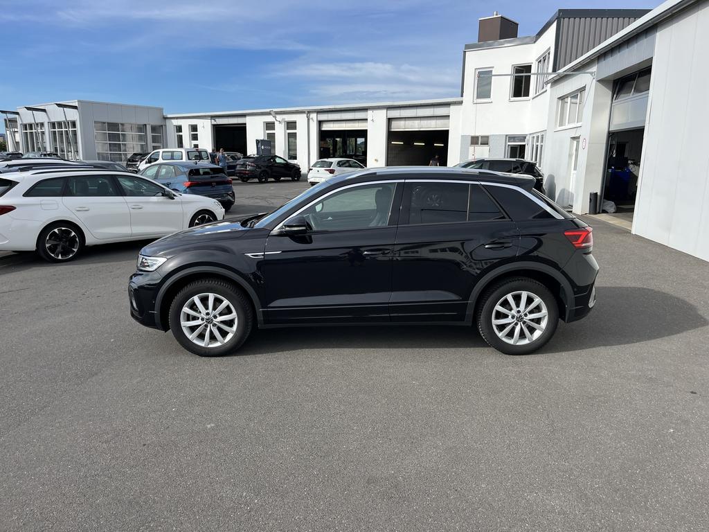 Volkswagen T-Roc 2023 г. Чёрный, пробег 16813 км