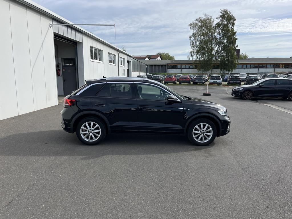 Volkswagen T-Roc 2023 г. Чёрный, пробег 16813 км
