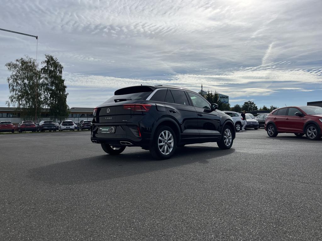 Volkswagen T-Roc 2023 г. Чёрный, пробег 16813 км
