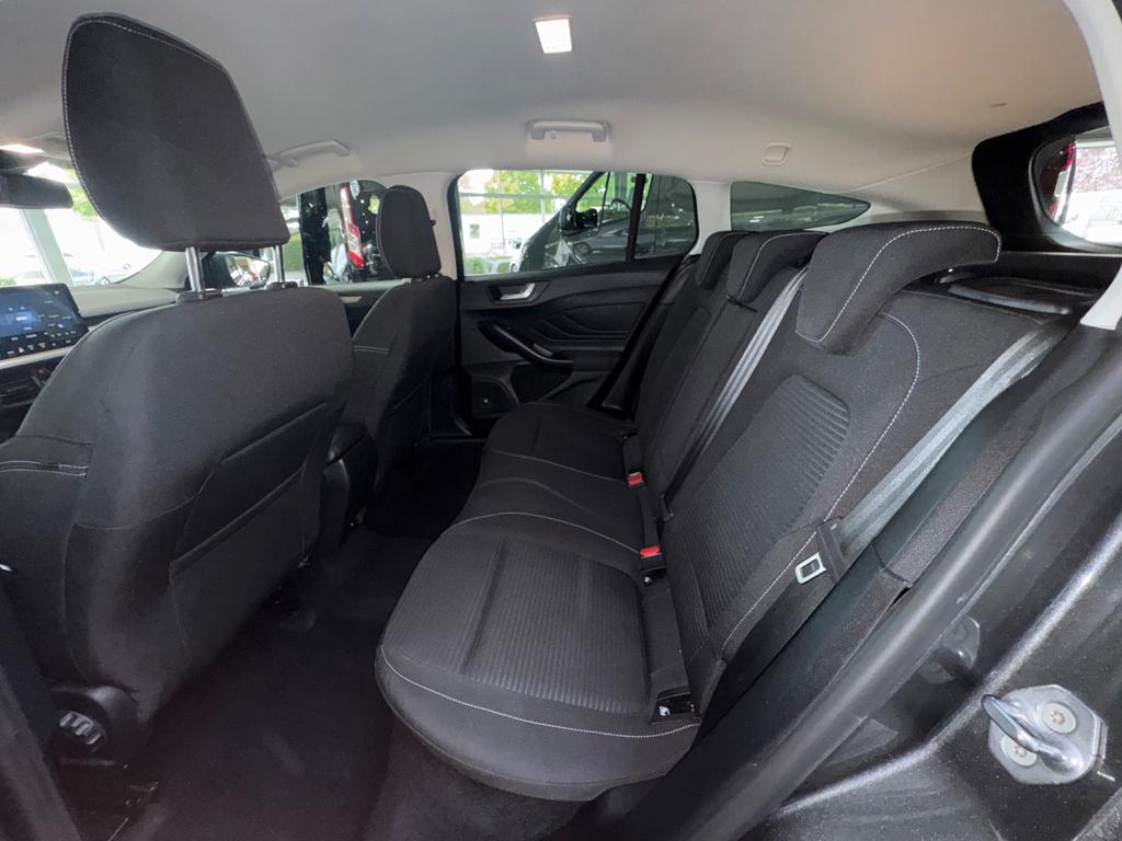 Ford Focus 2023 г. Серый, пробег 47577 км