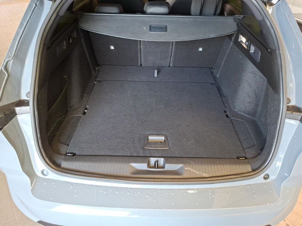 Opel Astra 2025 г. Серый, пробег 31846 км