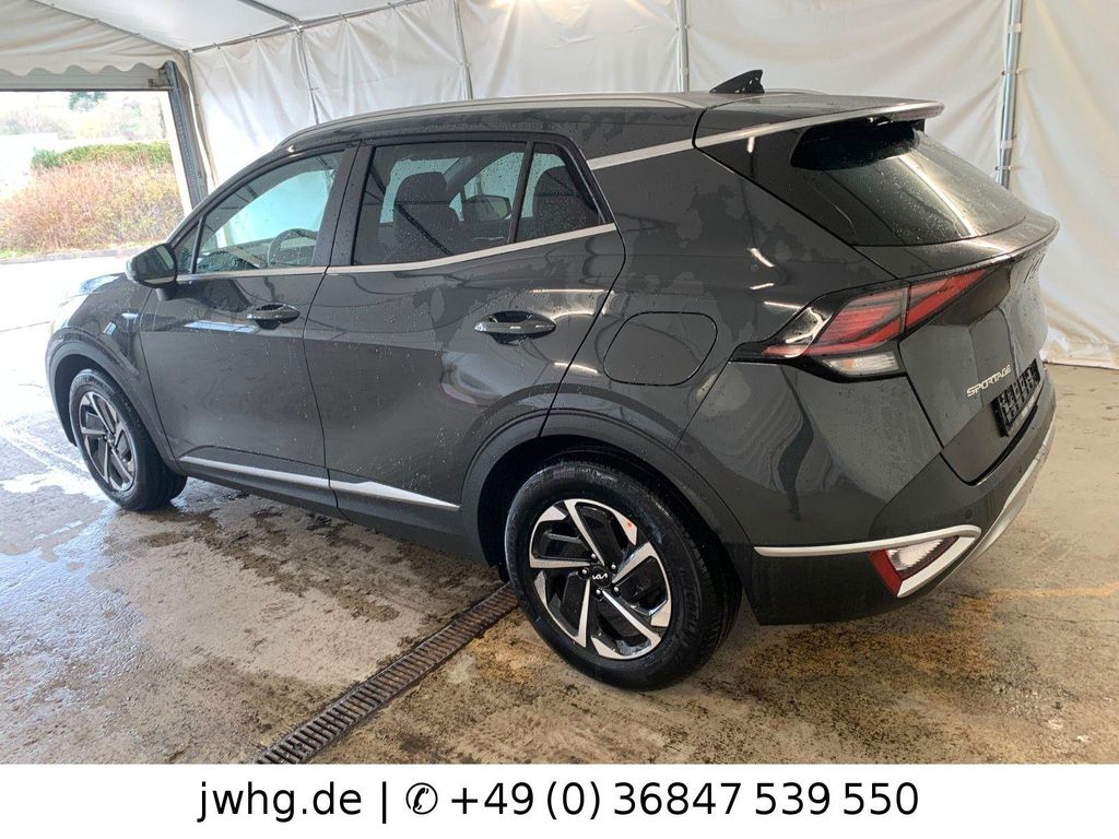 Kia Sportage 2022 г. Чёрный, пробег 58997 км