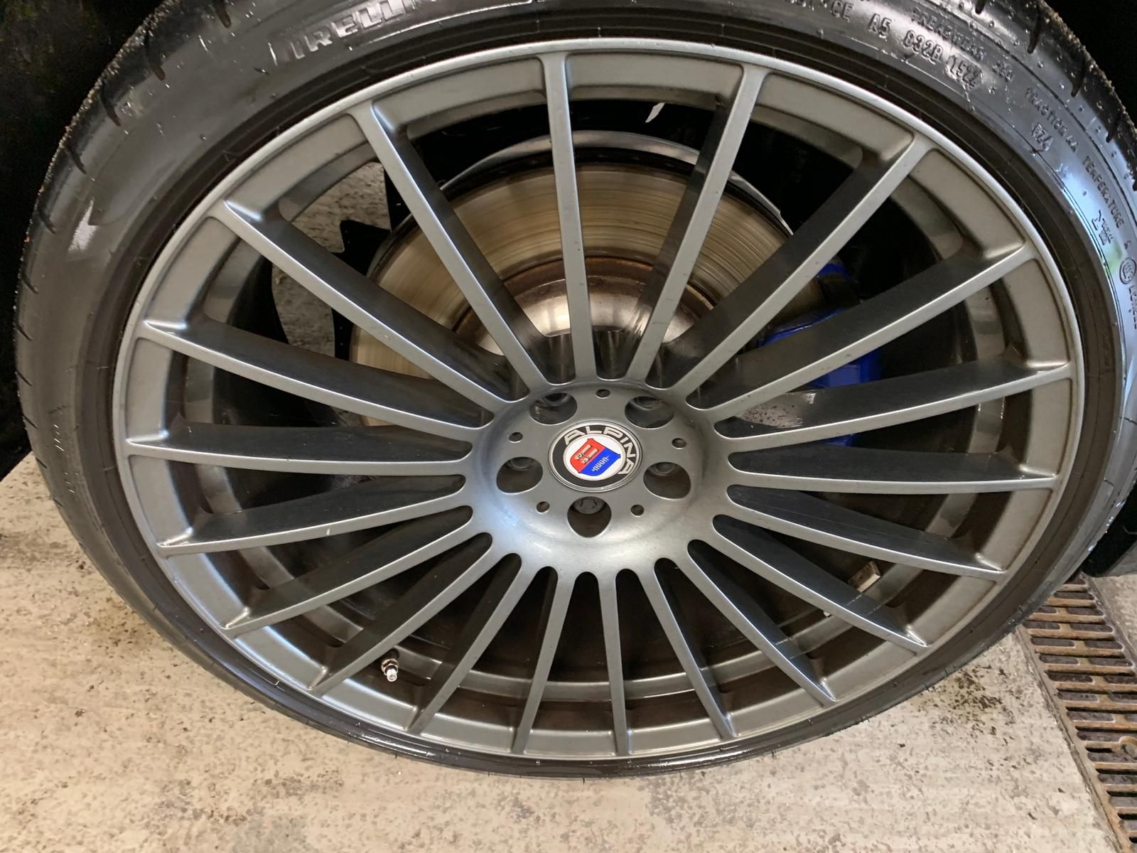 Alpina XD4 2023 г. Чёрный, пробег 44700 км