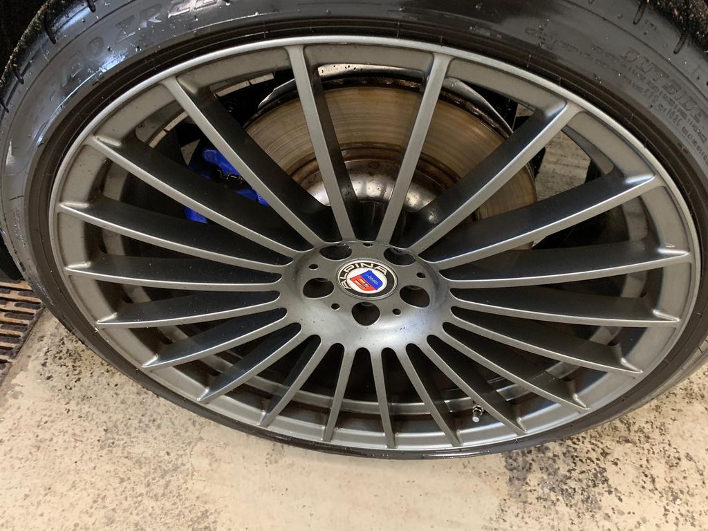 Alpina XD4 2023 г. Чёрный, пробег 44700 км