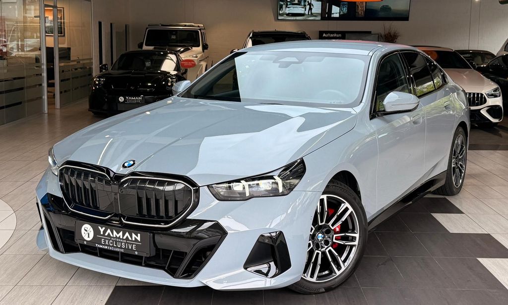 BMW 520 2026 г. Серый, пробег 15100 км