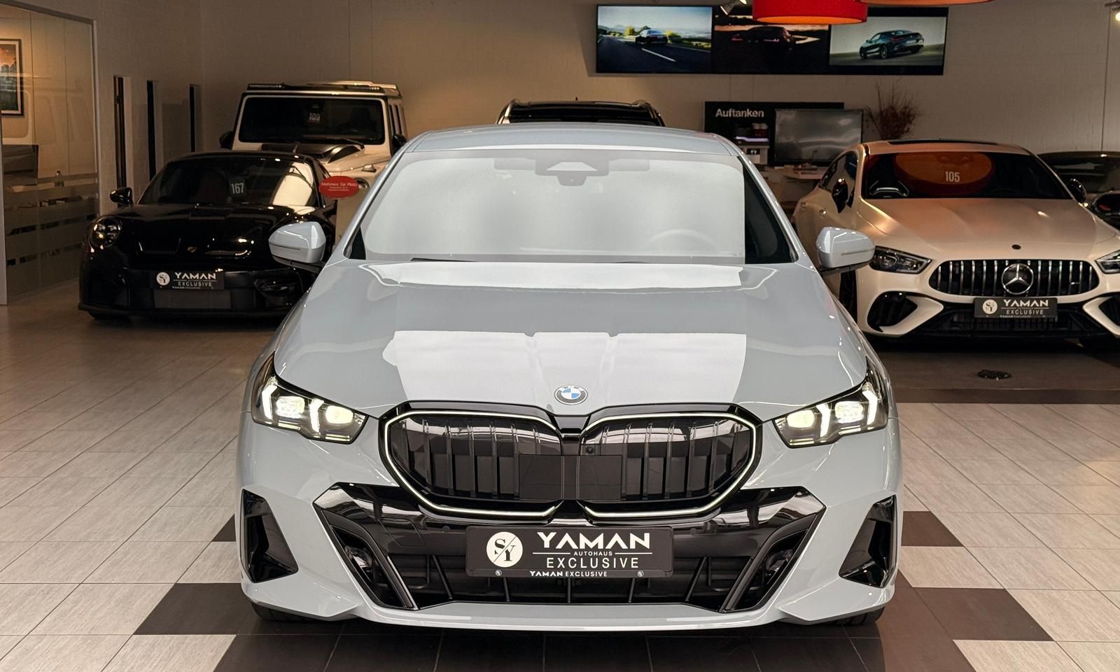 BMW 520 2026 г. Серый, пробег 15100 км