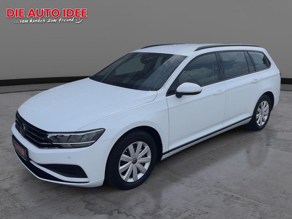 Volkswagen PASSAT VARIANT 2023 г. Белый, пробег 56950 км