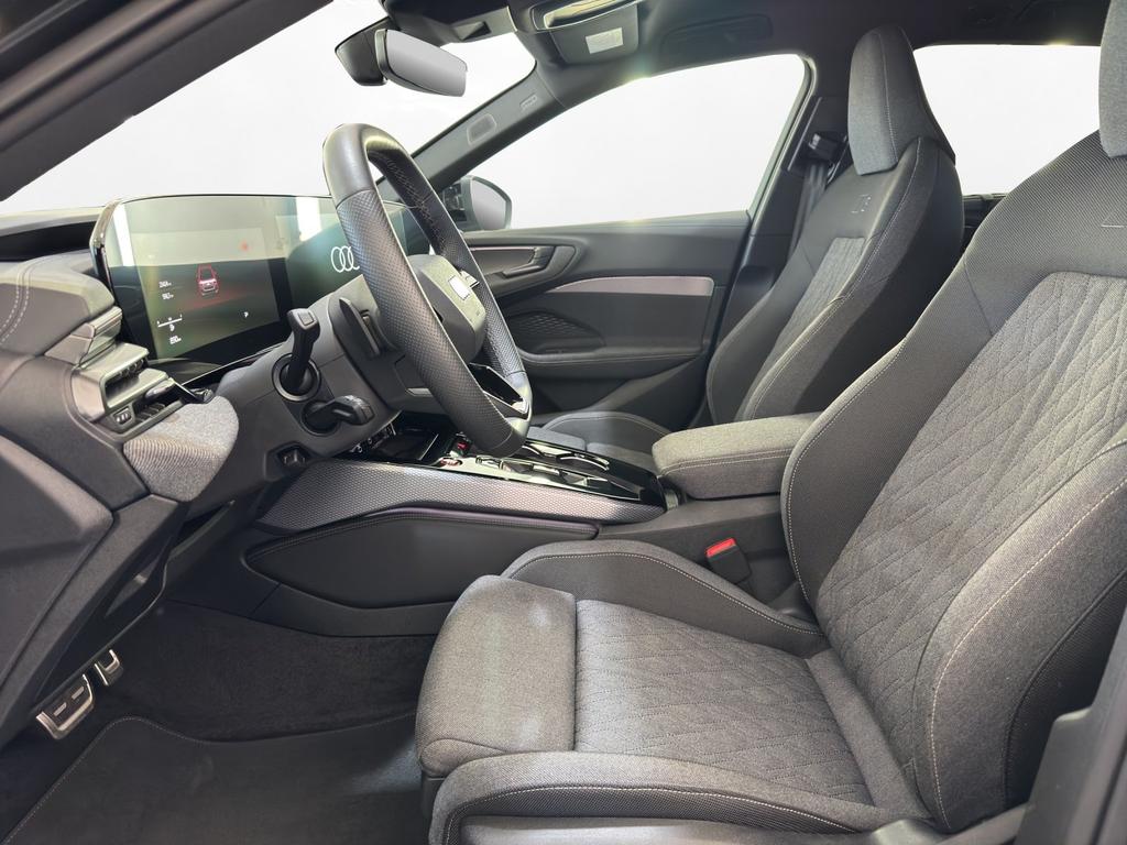 Audi A5 2024 г. Чёрный, пробег 34990 км