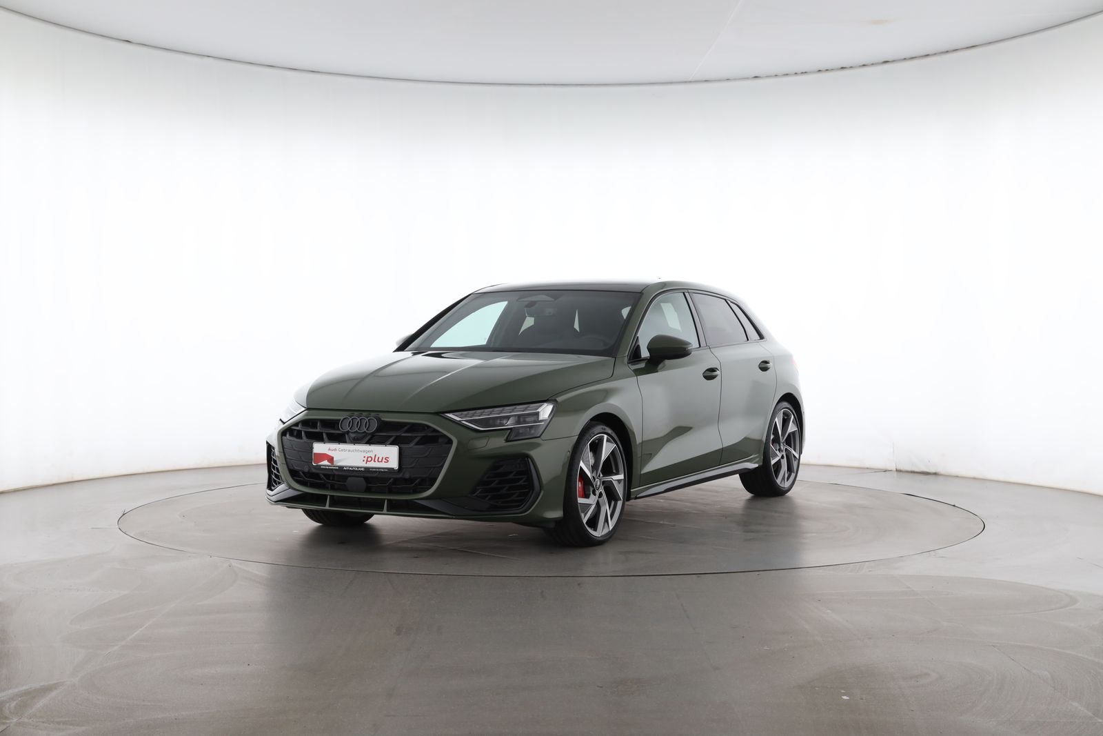 Audi S3 2025 г. Зелёный, пробег 5989 км
