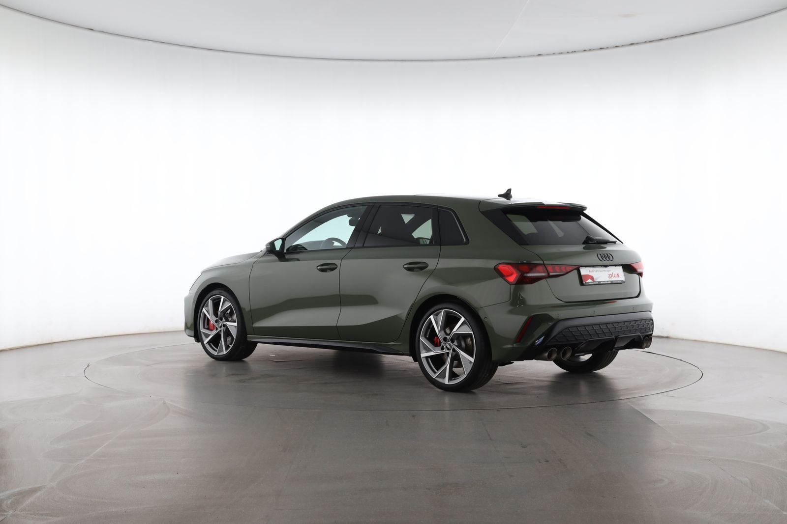 Audi S3 2025 г. Зелёный, пробег 5989 км