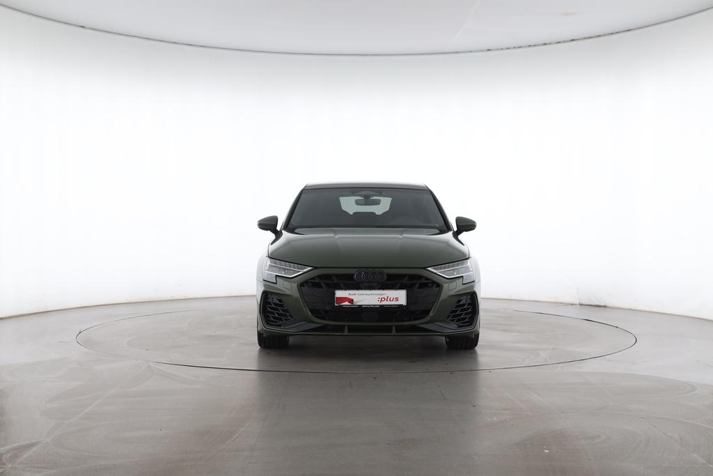 Audi S3 2025 г. Зелёный, пробег 5989 км