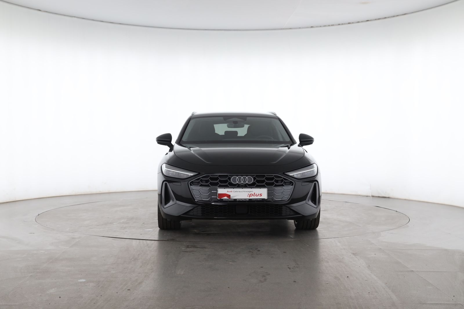Audi A5 2025 г. Чёрный, пробег 5622 км