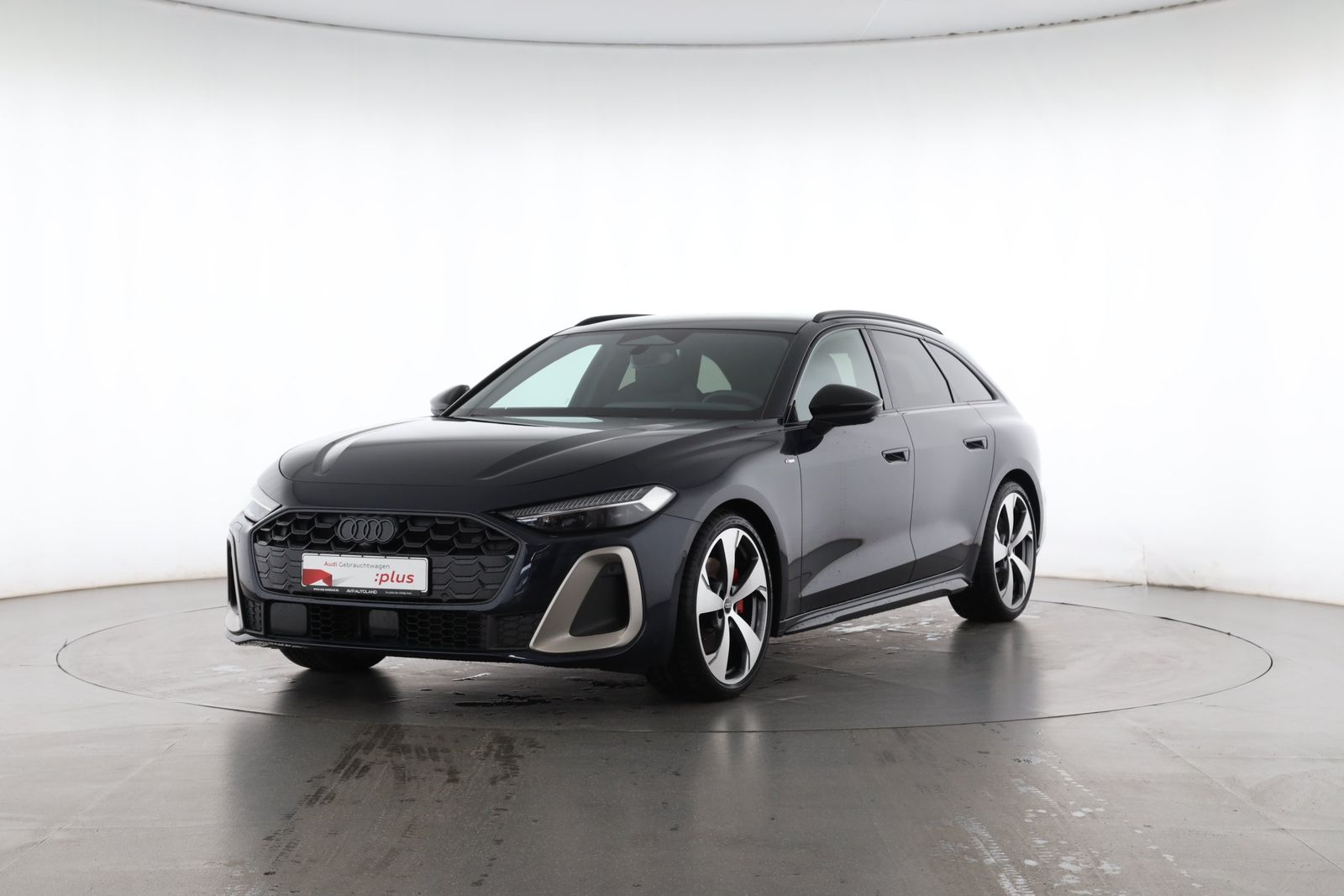 Audi A5 2025 г. Синий, пробег 4136 км