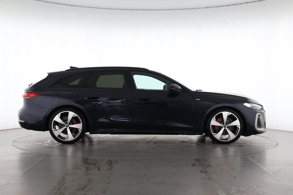 Audi A5 2025 г. Синий, пробег 4136 км
