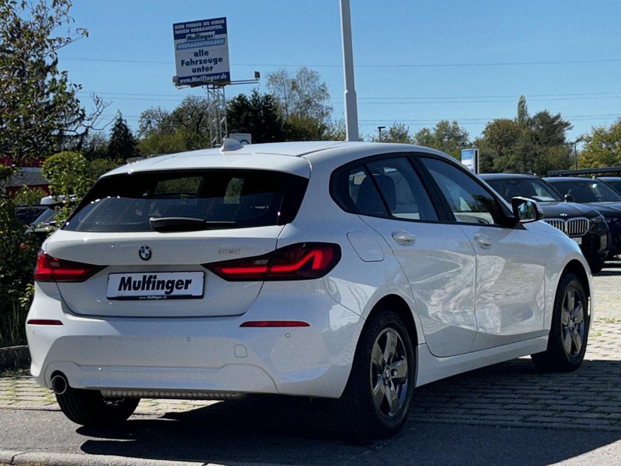 BMW 118 2022 г. Белый, пробег 41603 км