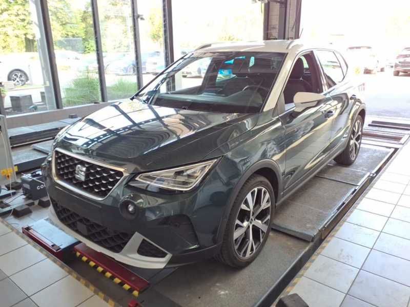 SEAT Arona 2021 г. Белый, пробег 32044 км